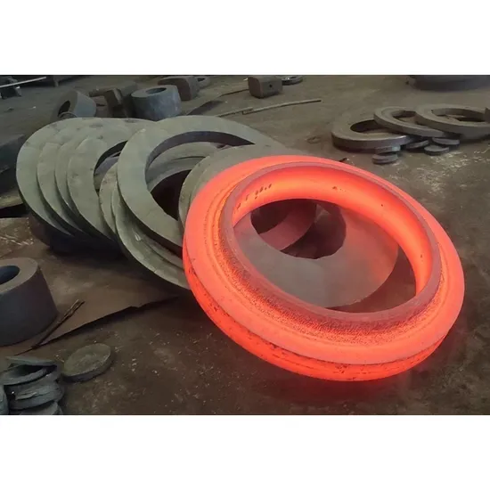 Processo di forgiatura Smith Forgiature in titanio Processo di forgiatura in alluminio